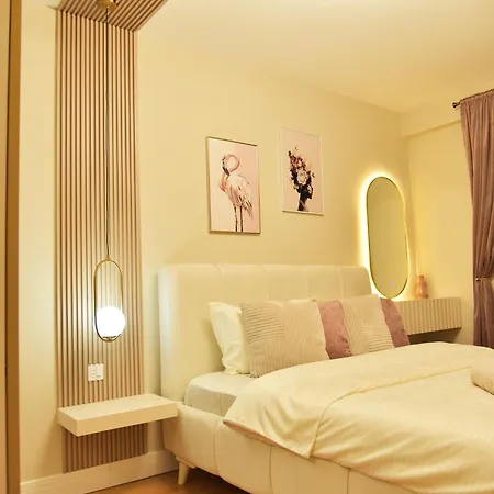 Lux Diamond-limak Center *