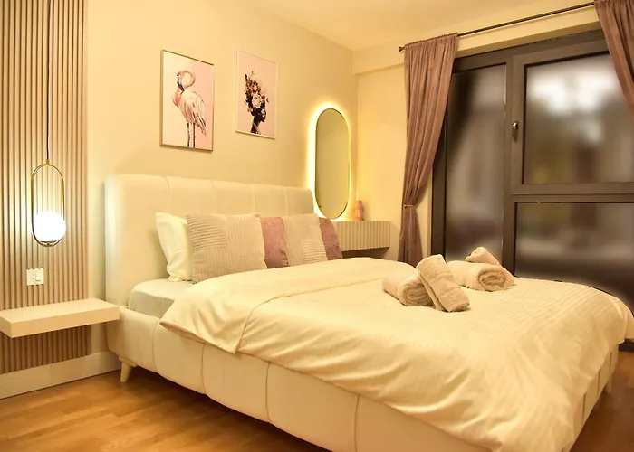 Lux Diamond-limak Center Apartment *